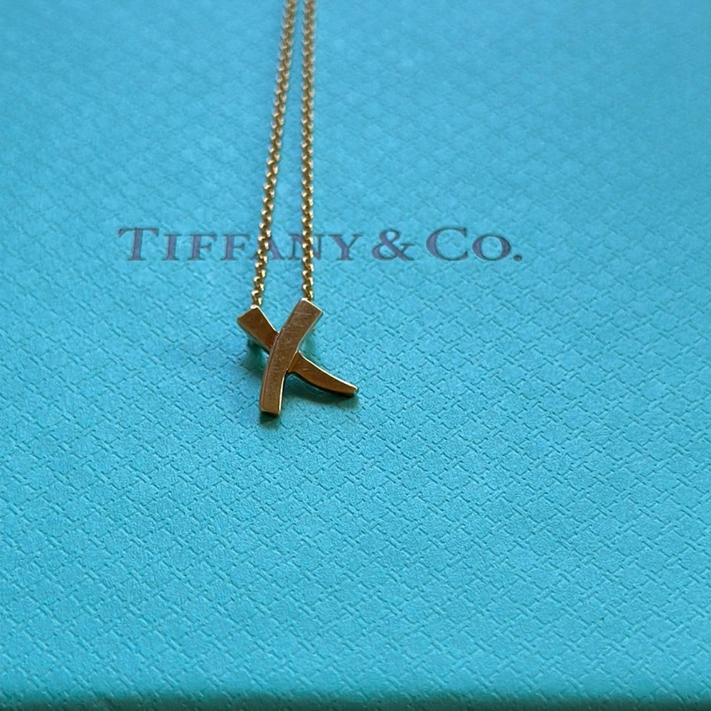 Tiffany & Co. gold Paloma Picasso x necklace